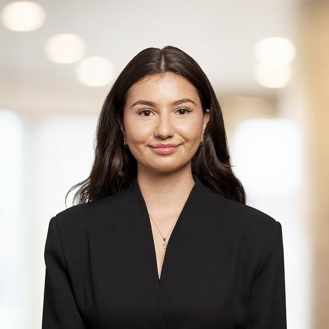 Profilbillede af Sadaf Soltani, Finanstrainee