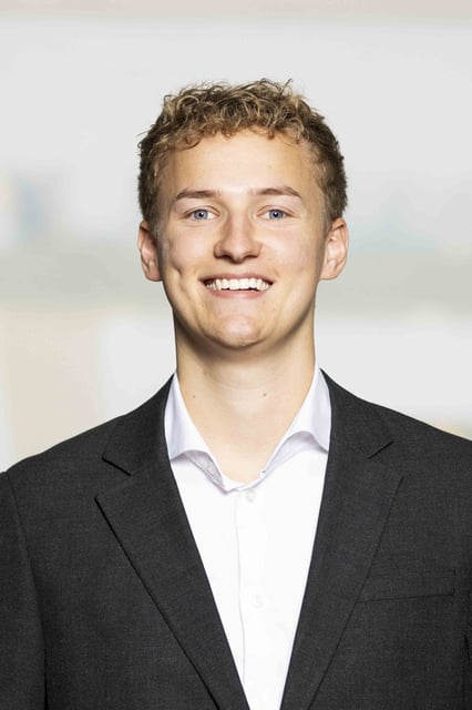 Profilbillede af Tobias Rønnholm, Finanstrainee